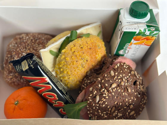 LUNCH BOX LUXE PER PERSOON